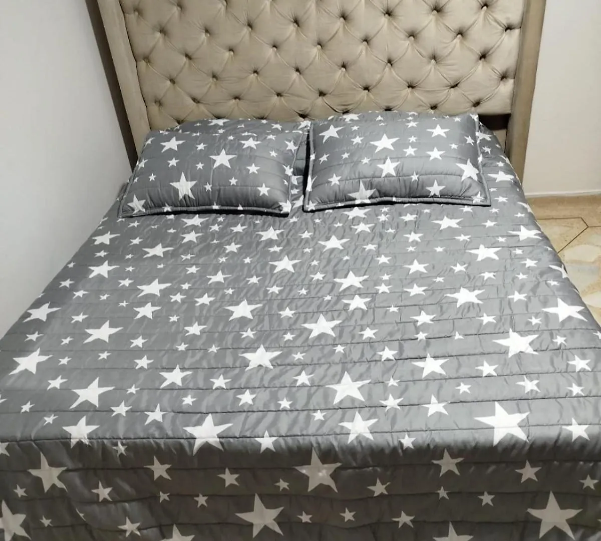 Habitaciones Amobladas Laureles 1 메딜린 아파트