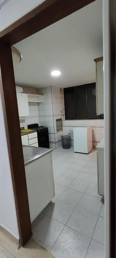 Habitaciones Amobladas Laureles 1 Medellin