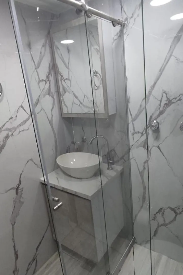 Habitaciones Amobladas Laureles 1 Medellin