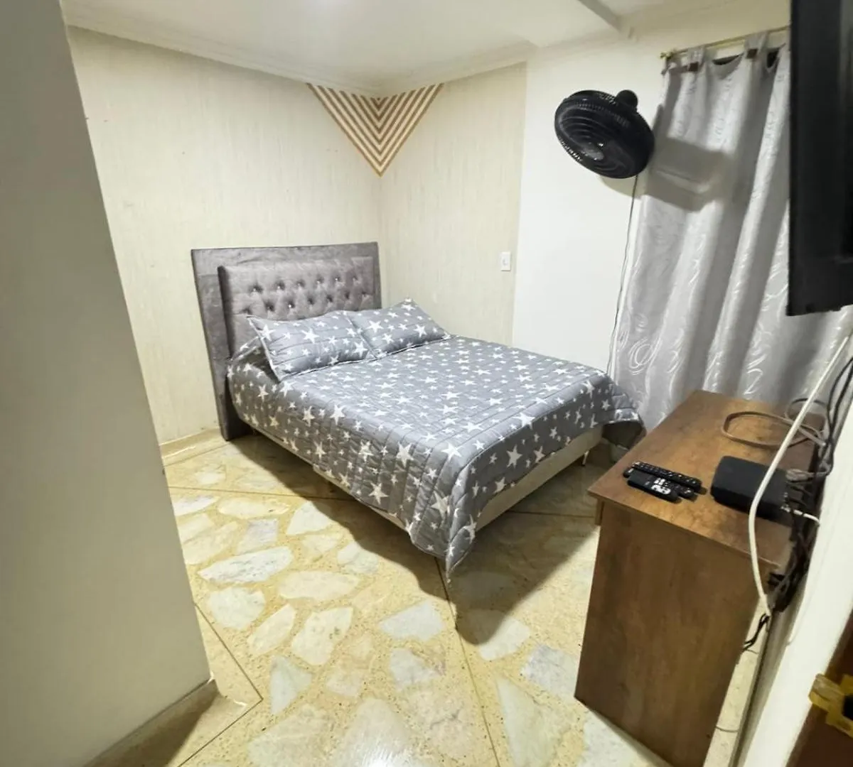 Habitaciones Amobladas Laureles 1 Medellin Apartment